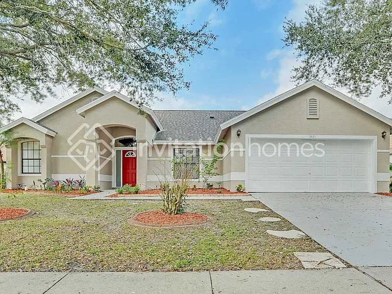 2621 Alclobe Cir — Photo 1