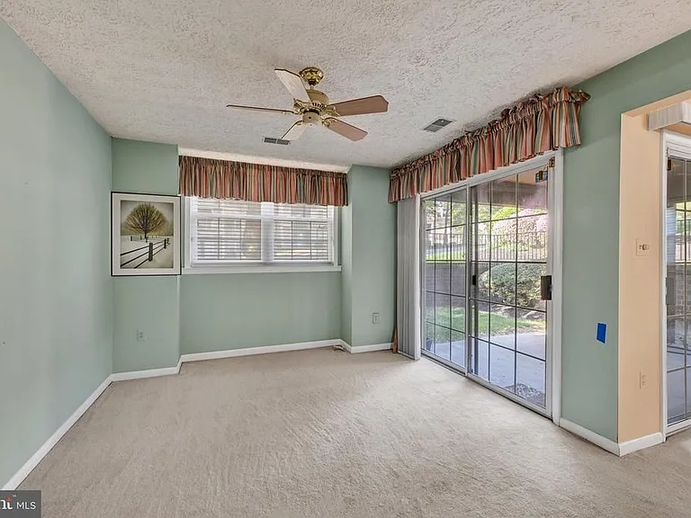2217 Woodbox Ln #A-2217A — Photo 14