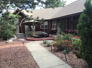 1080 W Homestead Dr, Dammeron Valley, UT 84783