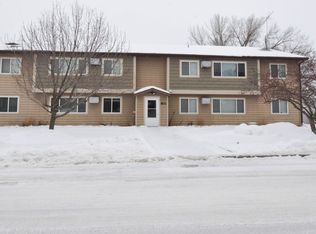 801 6th St NE #3, Stewartville, MN 55976