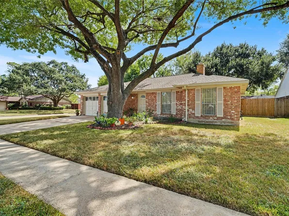 15826 Parksley Dr, Houston, TX 77059