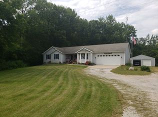 6478 Palmer Rd, Belding, MI 48809