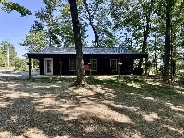 3424 Dobbins Pike, Portland, TN 37148