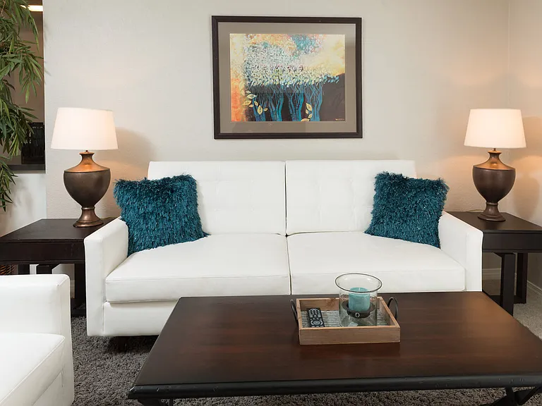 Mission Trails Apartments — Photo 6