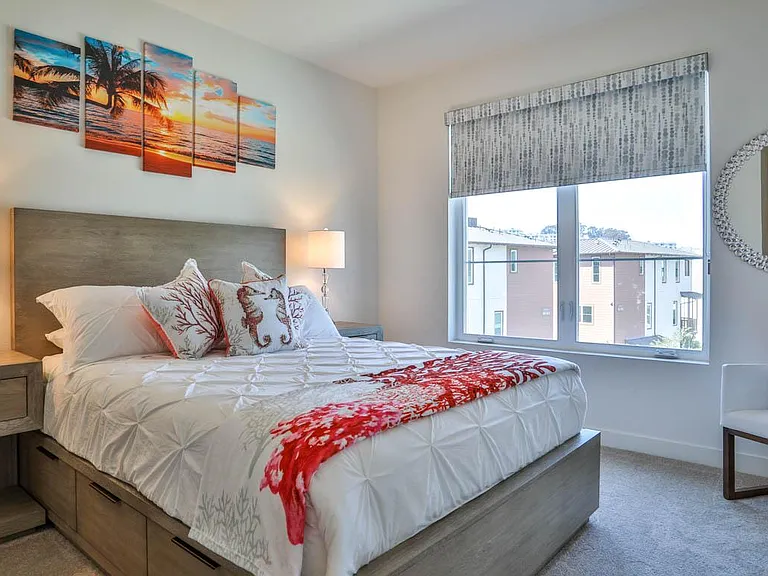 Secondary bedroom