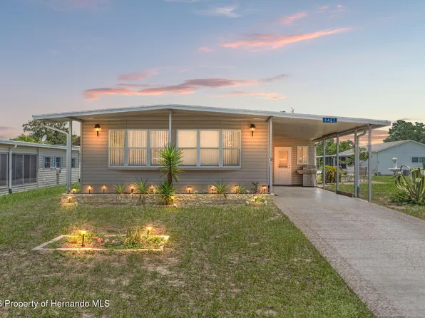 8427 Highpoint Blvd, Brooksville, FL 34613