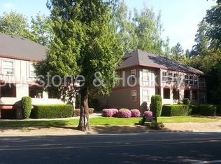 1332 SW Cheltenham St APT 20, Portland, OR 97239