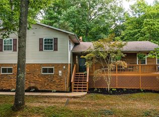 1080 Drag Strip Rd, Belpre, OH 45714