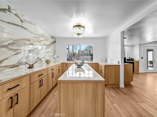 11001 Limerick Ave, Chatsworth, CA 91311