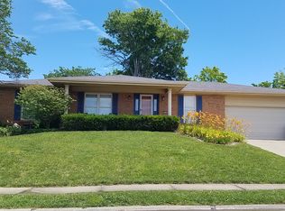 3132 Hawk Dr, Saint Charles, MO 63301