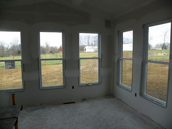 4th image of 10821 Seabiscuit Ct