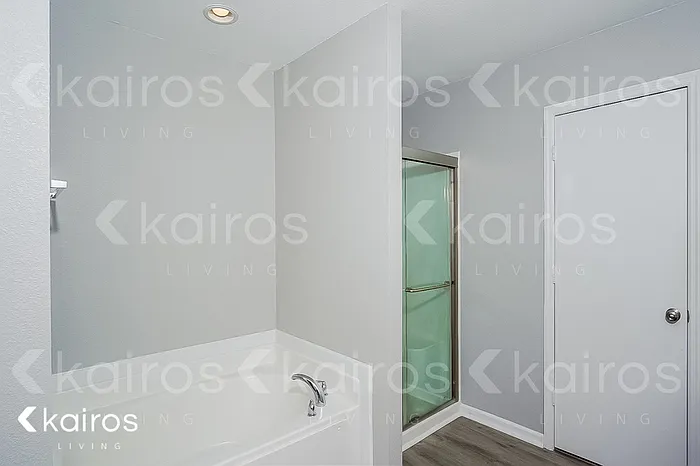 3703 Avalon Lake Dr — Photo 11