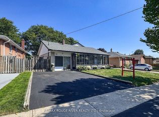 18 Darlingside Dr, Toronto, ON M1E 3N8