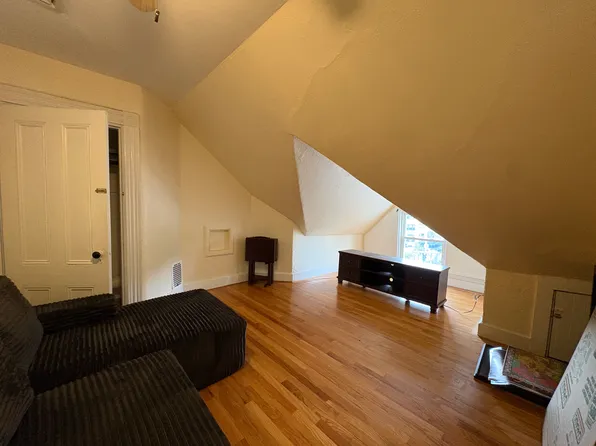 2 Summit Ave, Brookline, MA