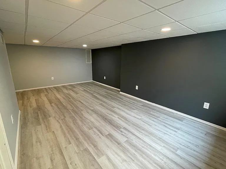 FINISHED BASEMENT