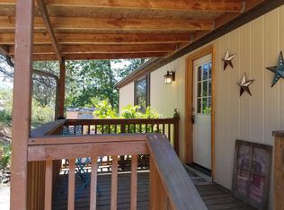 271 Hill Top Dr, Grants Pass, OR 97527