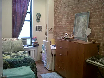 Rented by CNYC Apartments