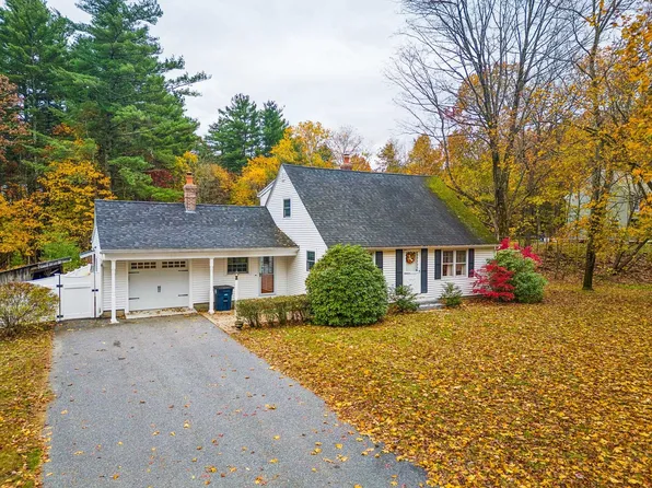 33 Ferry Road, Nashua, NH 03064