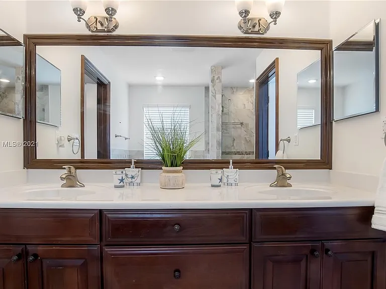 11798 SW 51st Ct — Photo 34