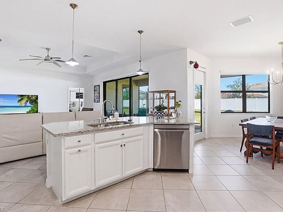 5th image of 3324 Altimira DR