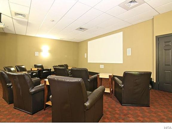 4th image of 300 Mamaroneck Ave APT 531