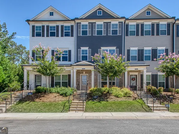 12 Silver Ln, Newnan, GA 30265