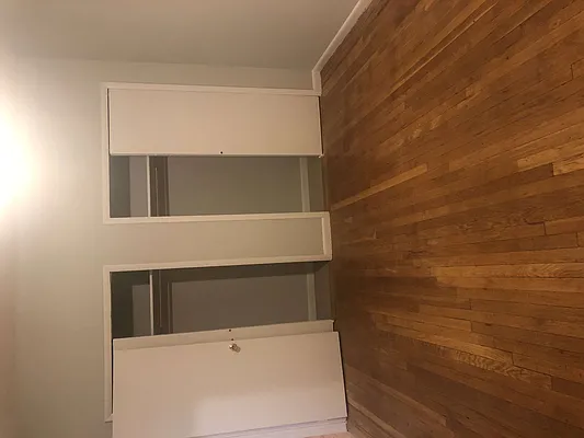 Rented by Realty 2000 Associates Ltd | media 23