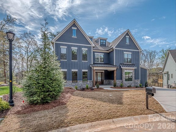 2nd image of 2868 Watergarden St