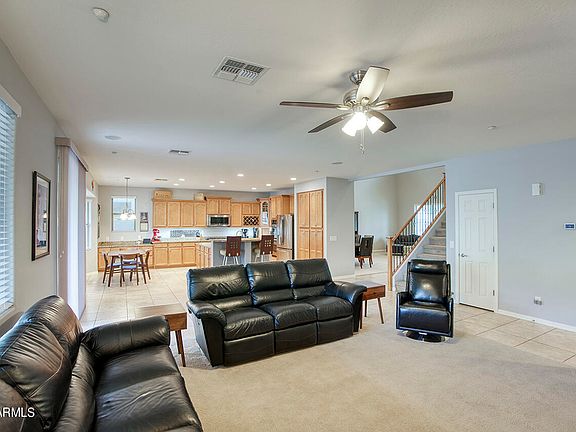 4th image of 15014 W WINDSOR Avenue W