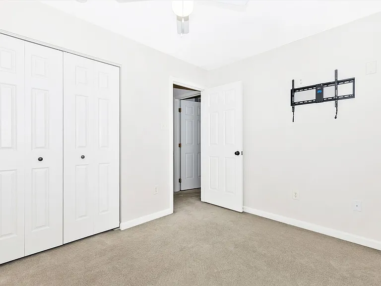 5621 Queen Anne Ct — Photo 25