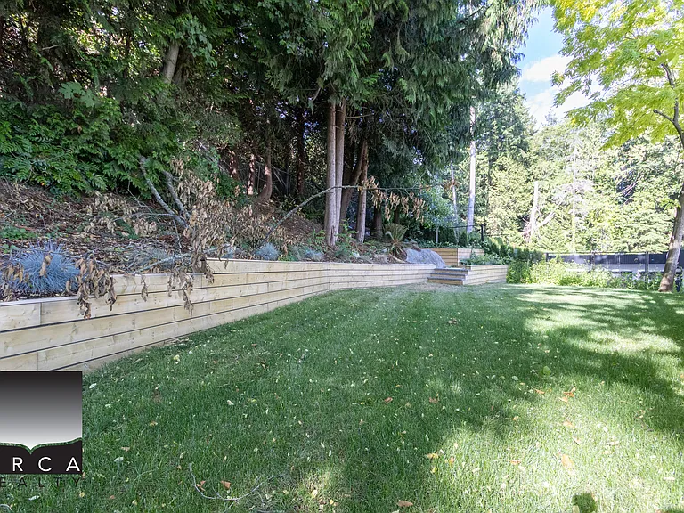 3295 Westmount Rd — Photo 33