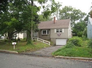 105 Tuckahoe Ln, Fairfield, CT