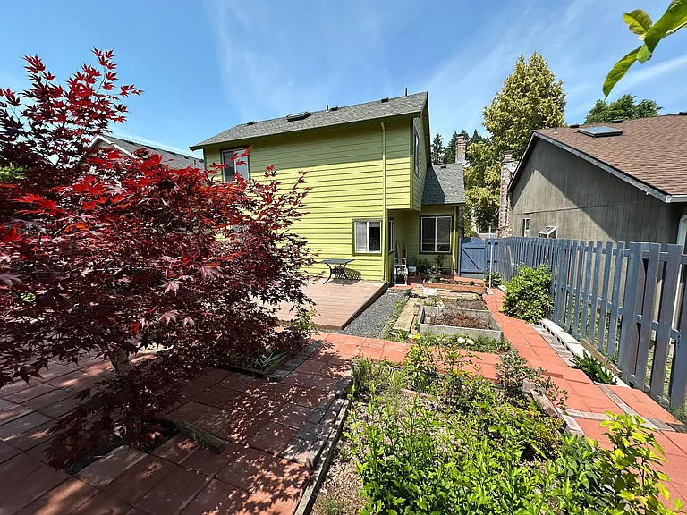 18078 NW Sylvania Ln — Photo 44