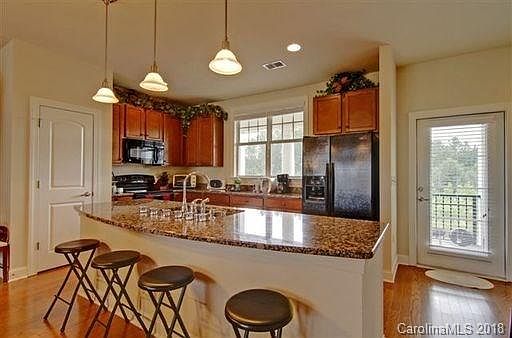 5th image of 119 Steinbeck Way APT A