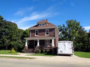 1241 N Main St, Rockford, IL