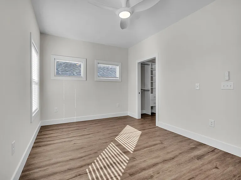 323 Wilkins St #B — Photo 13