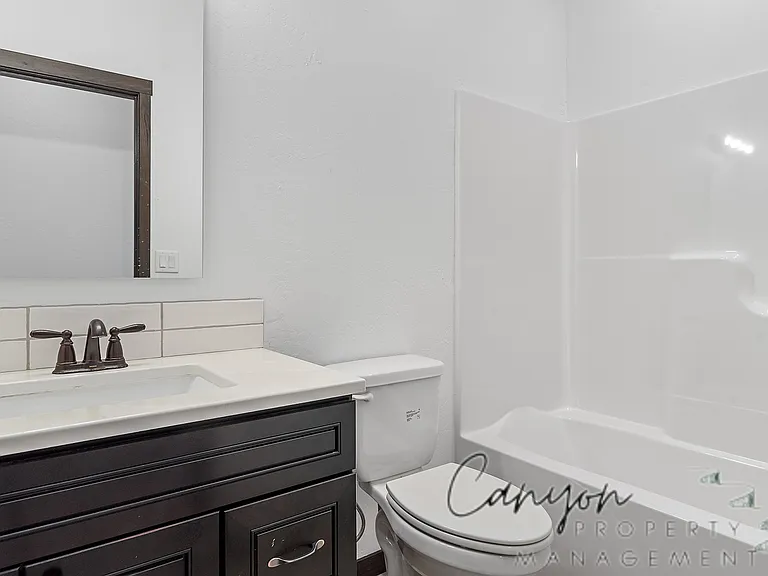 Upper Level Hall Bathroom
