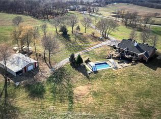 18801 SE 14th Rd, Dearborn, MO 64439