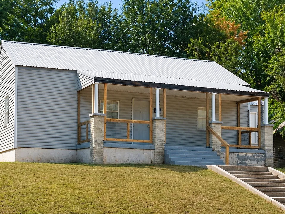 317 N Canadian Ave