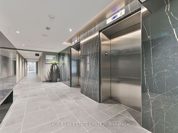 2nd image of 95 Bathurst St #914