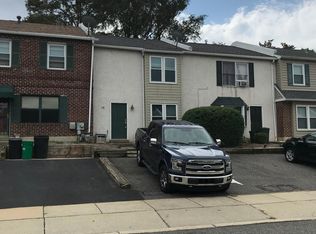 28 Kingston Ter, Aston, PA 19014