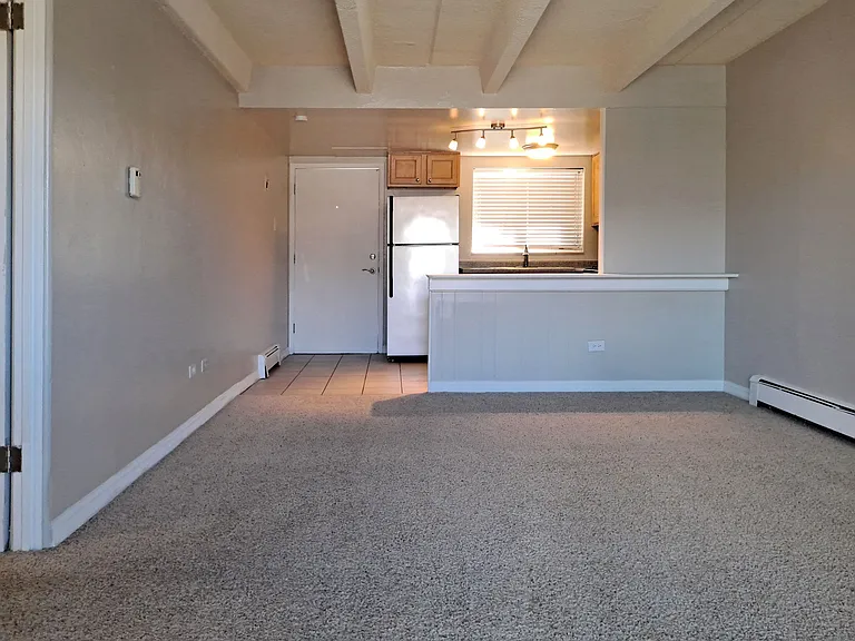 Boulder Crescent — Photo 25