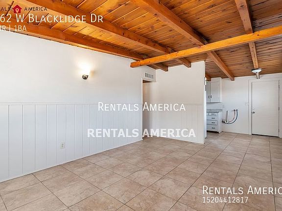 4th image of 262 W Blacklidge Dr