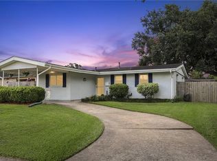 6112 Camphor St, Metairie, LA 70003
