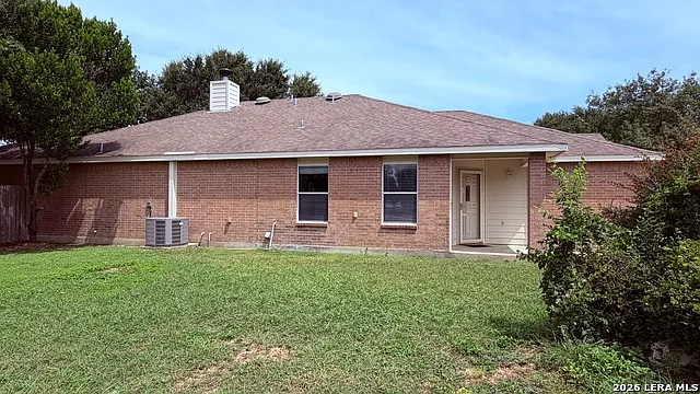 3 bed, 5.0 bath, 2005 sqft, $2,000 — Photo 3