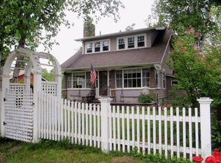 126 Greenwood St, Lake Placid, NY 12946