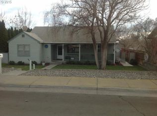 530 E Ridgeway Ave, Hermiston, OR 97838