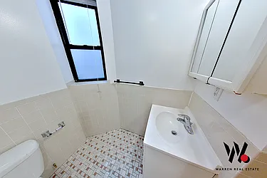 Rented by Warren T Real Estate Corp.