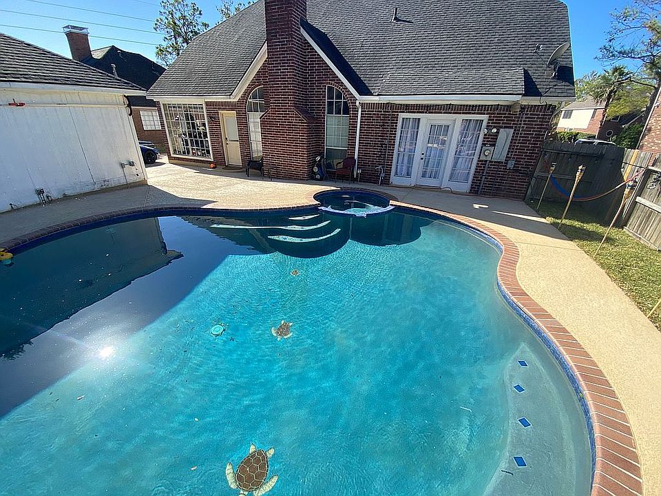 1st image of 2723 Vermillion Dr