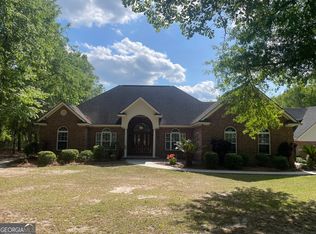 589 Old Mill Creek Rd, Ellabell, GA 31308